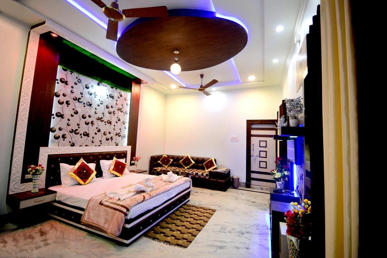 Taj Square A Luxurious Family Homestay Agra  Esterno foto