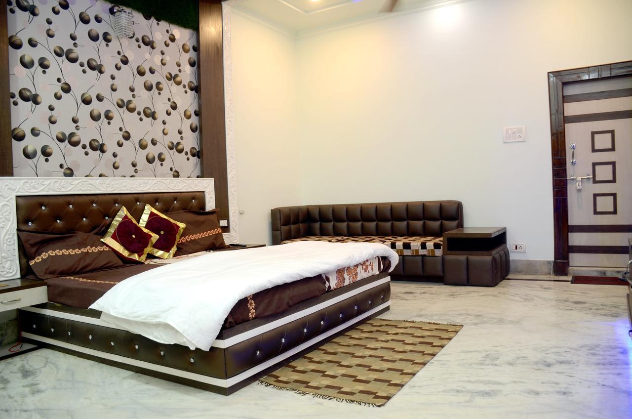 Taj Square A Luxurious Family Homestay Agra  Esterno foto